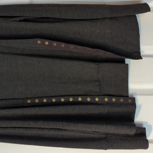 Woman's Grey Cardigan - Picture 2 of 3